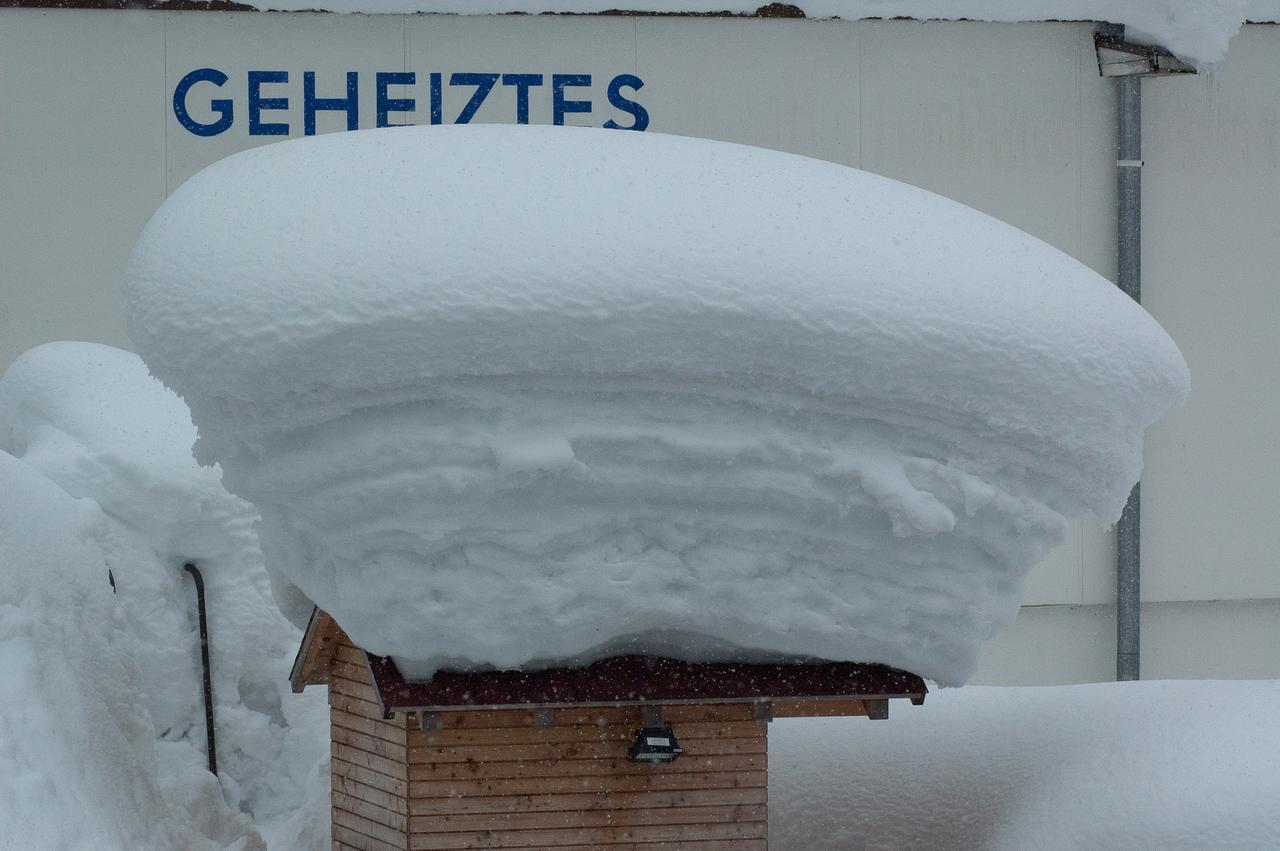 Haus Kinsperger Apartman Klosterle am Arlberg Kültér fotó