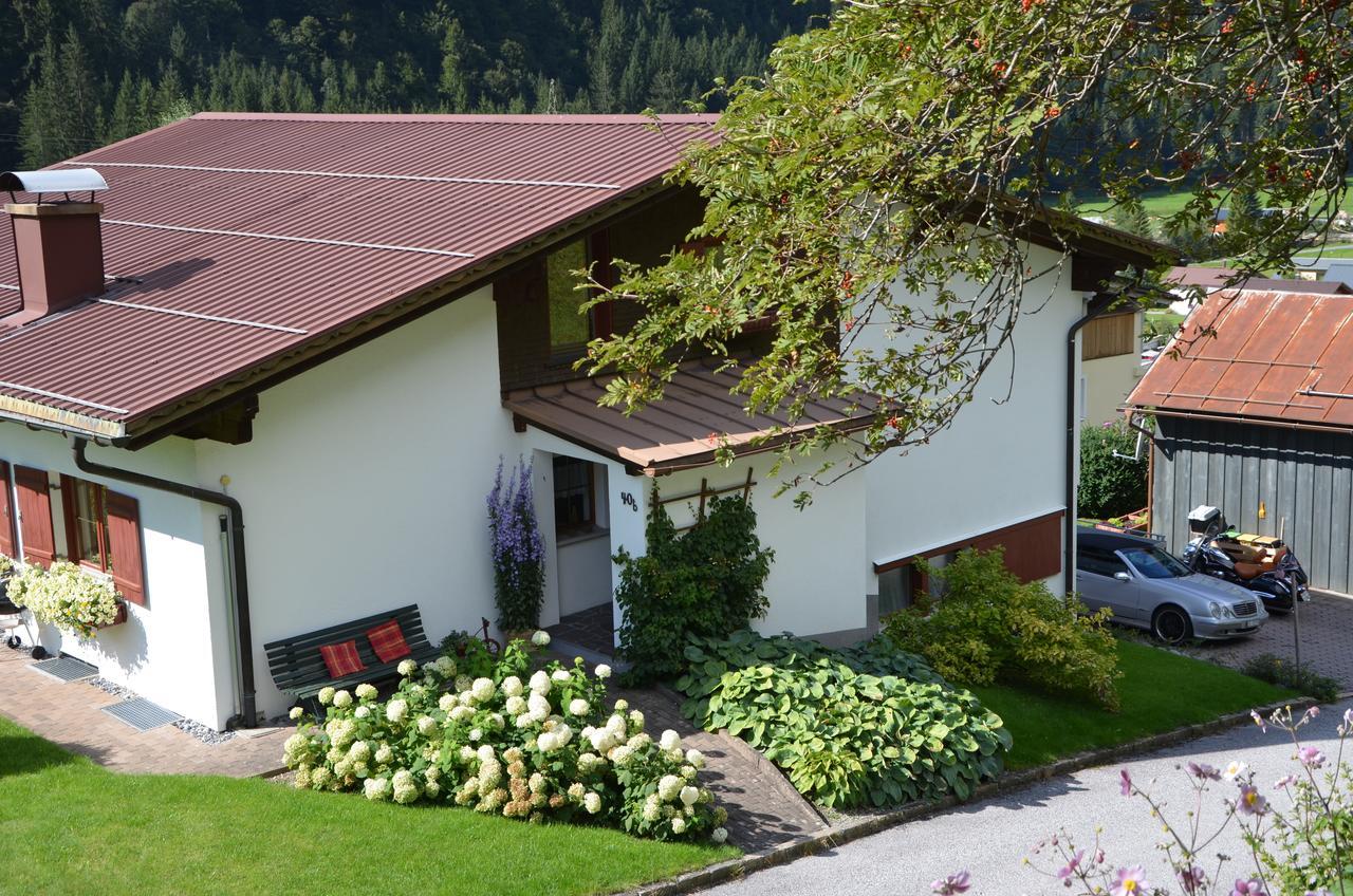 Haus Kinsperger Apartman Klosterle am Arlberg Kültér fotó