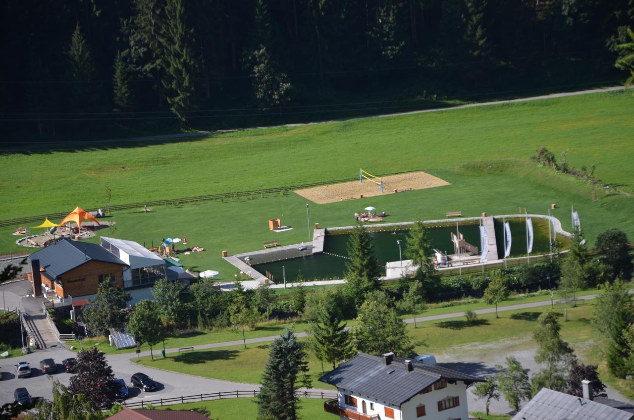 Haus Kinsperger Apartman Klosterle am Arlberg Kültér fotó